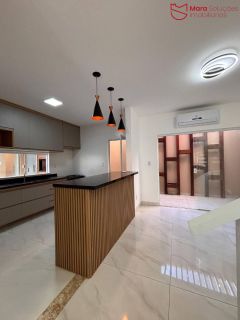 Casa de condomínio á venda em Miragem próximo do sartre Coc.