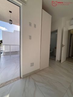 Casa de condomínio á venda em Miragem próximo do sartre Coc.