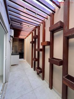 Casa de condomínio á venda em Miragem próximo do sartre Coc.