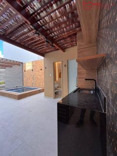 Casa de condomínio á venda em Miragem próximo do sartre Coc.