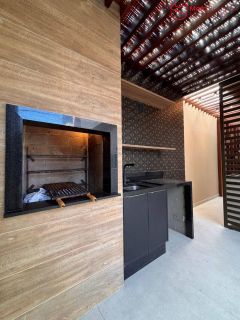 Casa de condomínio á venda em Miragem próximo do sartre Coc.