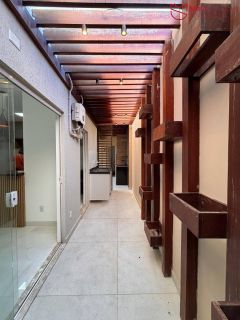 Casa de condomínio á venda em Miragem próximo do sartre Coc.