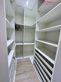 LOCAÇÃO | CASA MOBILIADA E FINAMENTE DECORADA | ALPHAVILLE LITORAL NORTE II