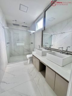 LOCAÇÃO | CASA MOBILIADA E FINAMENTE DECORADA | ALPHAVILLE LITORAL NORTE II