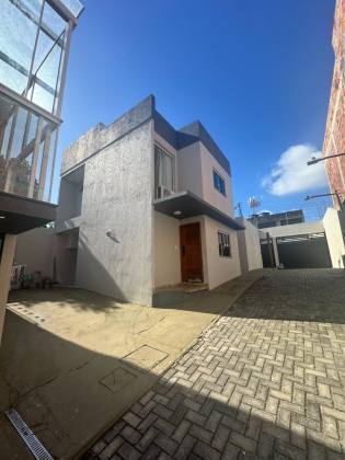 Casa à Venda no Jardim das Margaridas | Condomínio exclusivo com apenas 4 casas!