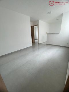 Linda Apartamento 2 Quartos – Pronto para Morar.