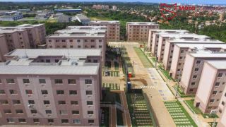 Apartamento no Condomínio Residencial Alto do Picuaia (Lauro de Freitas).