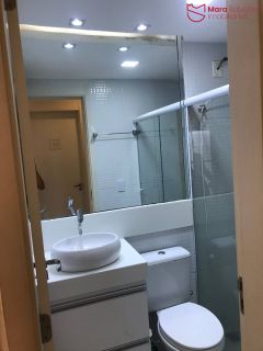 Apartamento porteira fechada 2/4 no Cond. Parque Sun Valley.