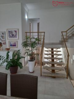 Casa 4 suítes com piscina no Eco Vilas em Vilas do Atlântico.