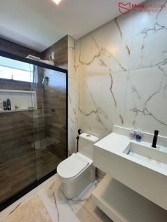 Casa de Alto Padrão – Alphaville Litoral Norte 3.