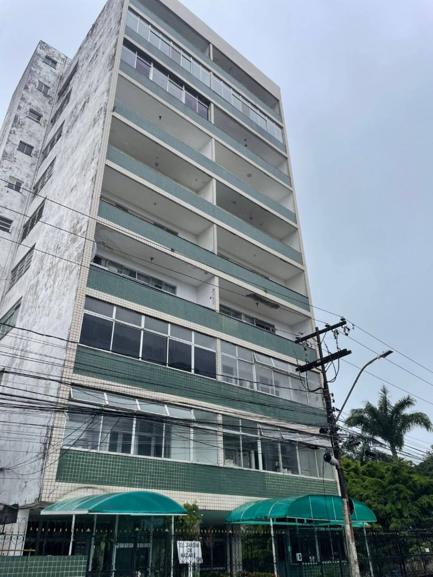 Apartamento á Venda com 3/4 no Cond. Jardim Nazaré.