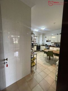 Apartamento á Venda com 3/4 no Cond. Jardim Nazaré.