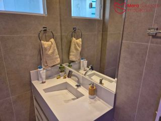 Lindo apartamento de 3 quartos no Jardim Armação.