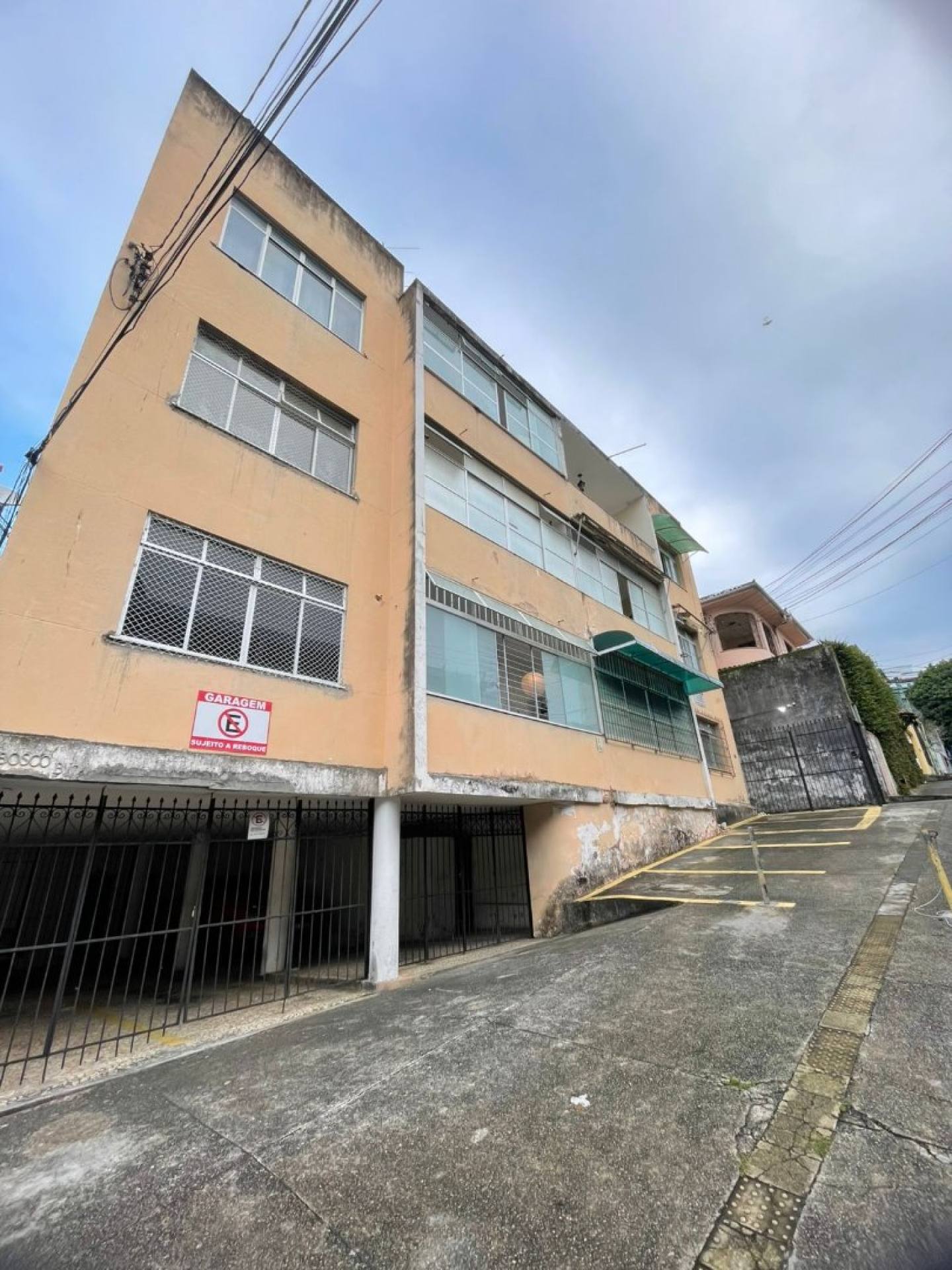 Oportunidade em Nazaré! Garden 3/4 + dependência, 110m².
