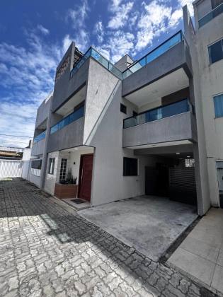 Casa Alto Padrão à Venda – 4 Suítes, Cobertura com Piscina e Área Gourmet!