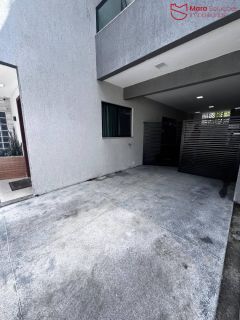 Casa Alto Padrão à Venda – 4 Suítes, Cobertura com Piscina e Área Gourmet!