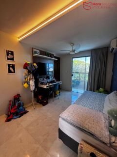 Casa Alto Padrão à Venda – 4 Suítes, Cobertura com Piscina e Área Gourmet!