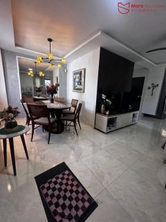 Casa Alto Padrão à Venda – 4 Suítes, Cobertura com Piscina e Área Gourmet!