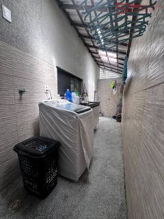 Casa à Venda e para Locação – Condomínio Busca Vida.