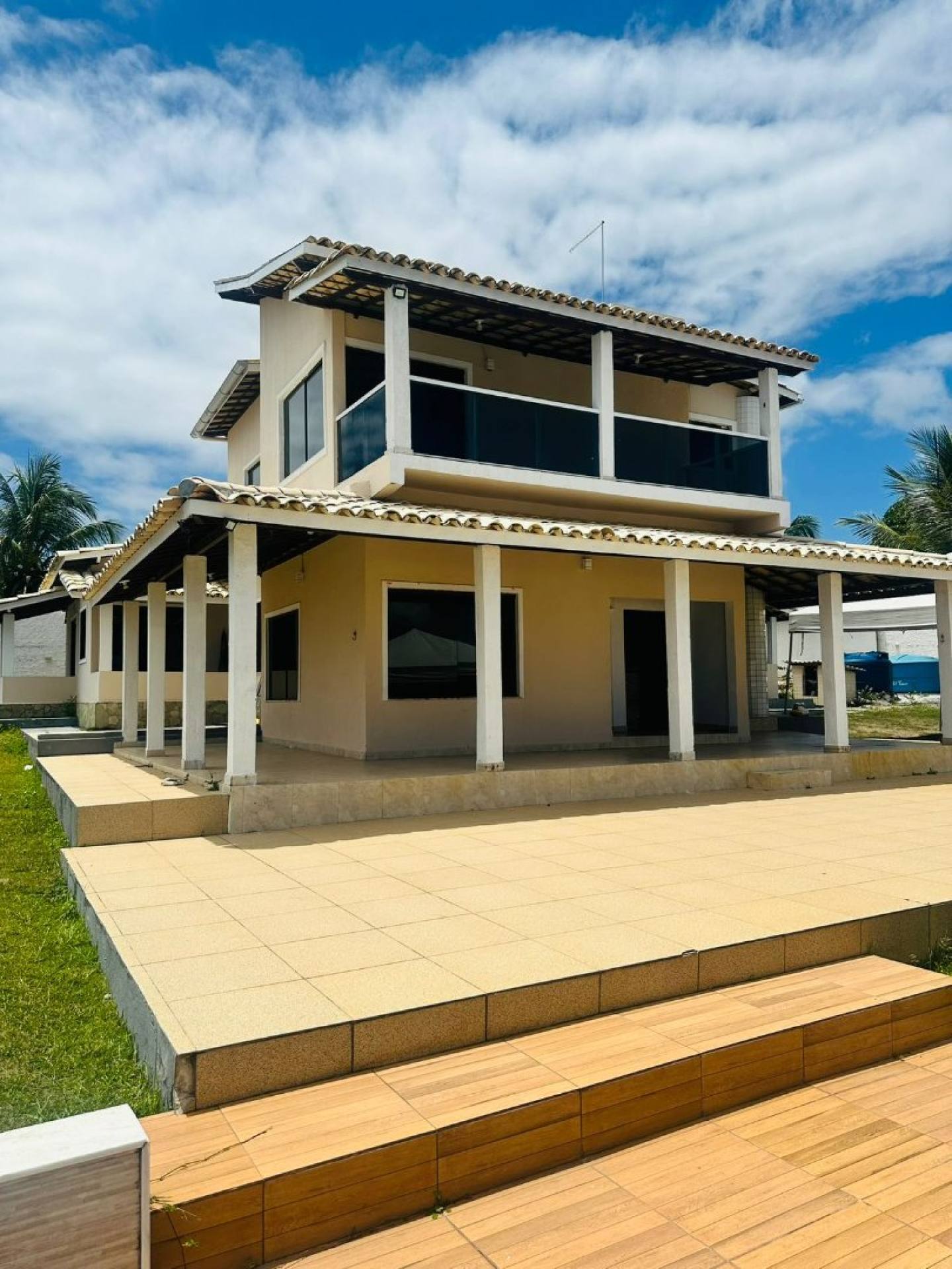 Casa à venda em Barra do Jacuípe – Bosque do Guaraipe (rua).
