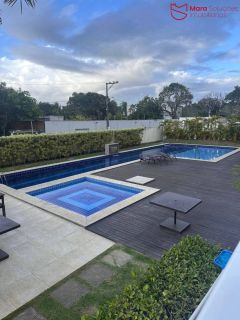 Apartamento 2/4, nascente em frente ao shopping busca vida.