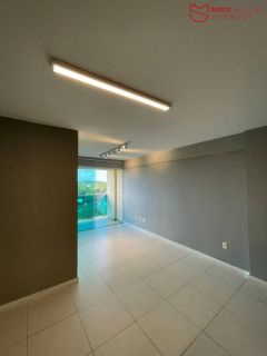 Apartamento 2/4, nascente em frente ao shopping busca vida.