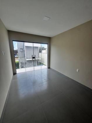 Bela Casa à Venda – Condomínio Vila Florença, Abrantes.