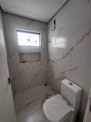 Bela Casa à Venda – Condomínio Vila Florença, Abrantes.