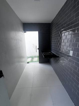 Bela Casa à Venda – Condomínio Vila Florença, Abrantes.