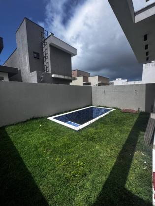 Bela Casa à Venda – Condomínio Vila Florença, Abrantes.