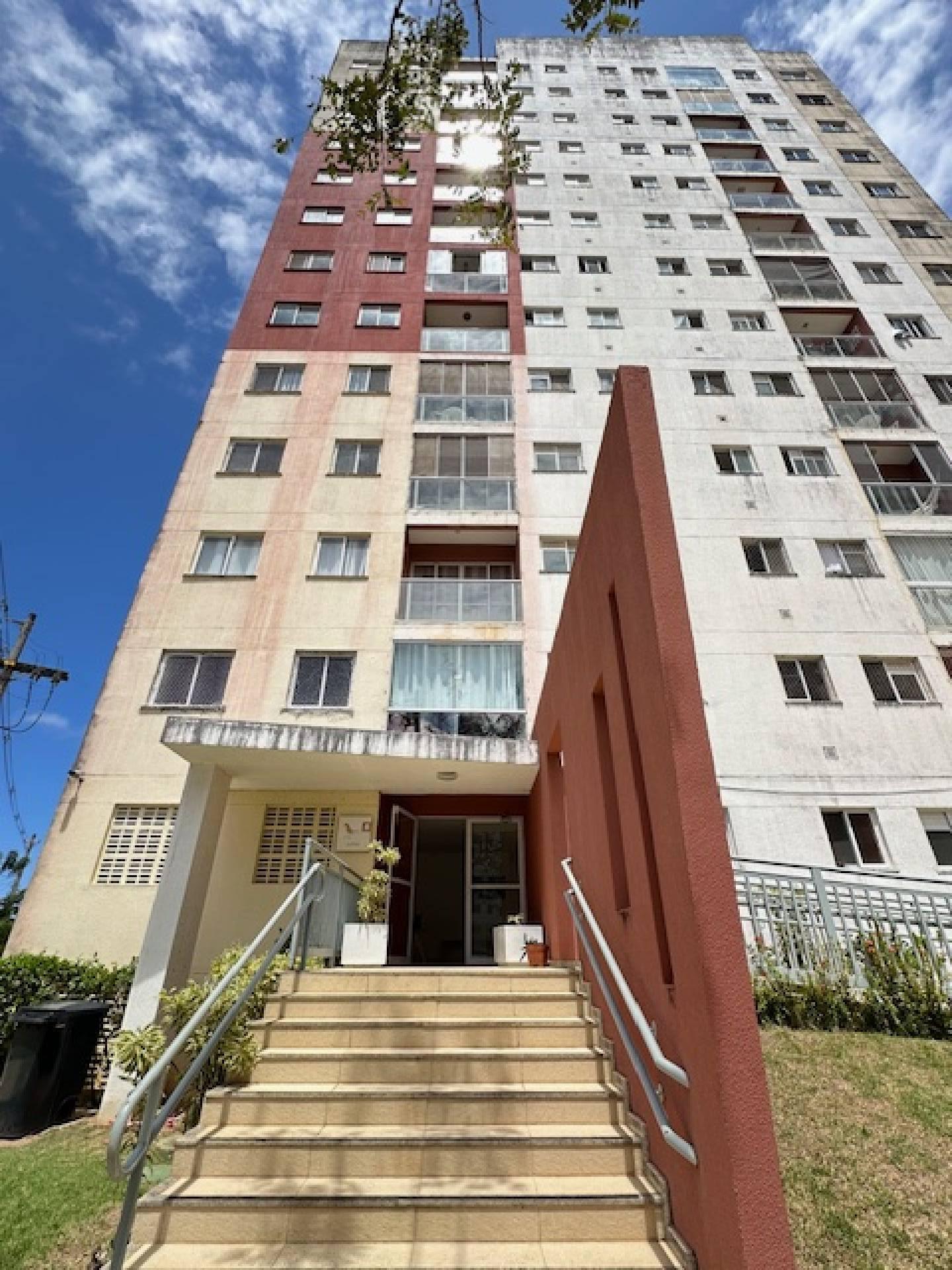 Apartamento á Venda com 3/4 no Condomínio Reserva dos Pássaros.