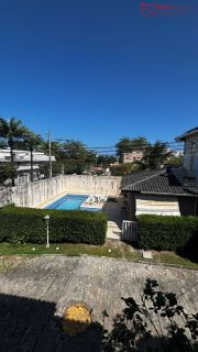 Oportunidade Imperdível em Condomínio Fechado!