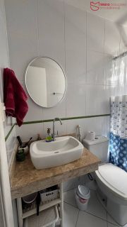 Oportunidade Imperdível em Condomínio Fechado!