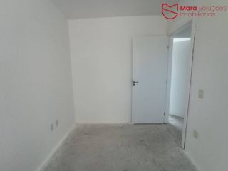 Apartamento á venda no Condomínio Gênova.