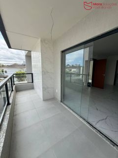 Casa à venda em Buraquinho – Condomínio Portão do Sol.