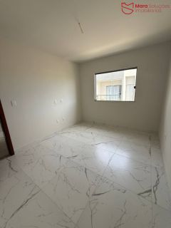 Casa à venda em Buraquinho – Condomínio Portão do Sol.