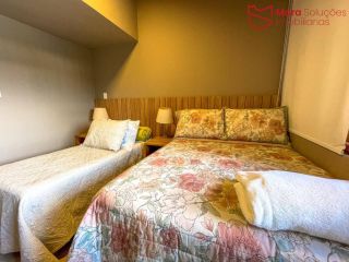 Casa de á Venda com 4/4, sendo 4 suítes no Condomínio Ilha dos Pássaros.