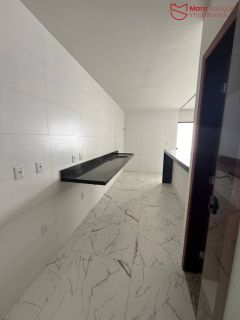 Casa de á Venda com 4/4, sendo 4 suítes no Condomínio Ilha dos Pássaros.