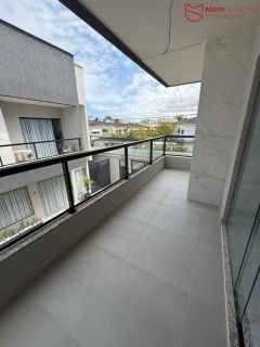 Casa de á Venda com 4/4, sendo 4 suítes no Condomínio Ilha dos Pássaros.