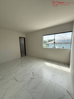 Casa de á Venda com 4/4, sendo 4 suítes no Condomínio Ilha dos Pássaros.