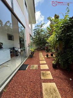 Casa Alto Padrão no Condomínio Reserva Mundo Verde – Abrantes / Lauro de Freitas.