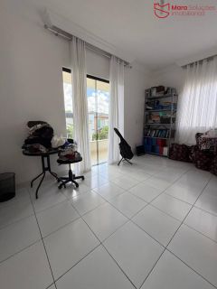 Casa Alto Padrão no Condomínio Reserva Mundo Verde – Abrantes / Lauro de Freitas.