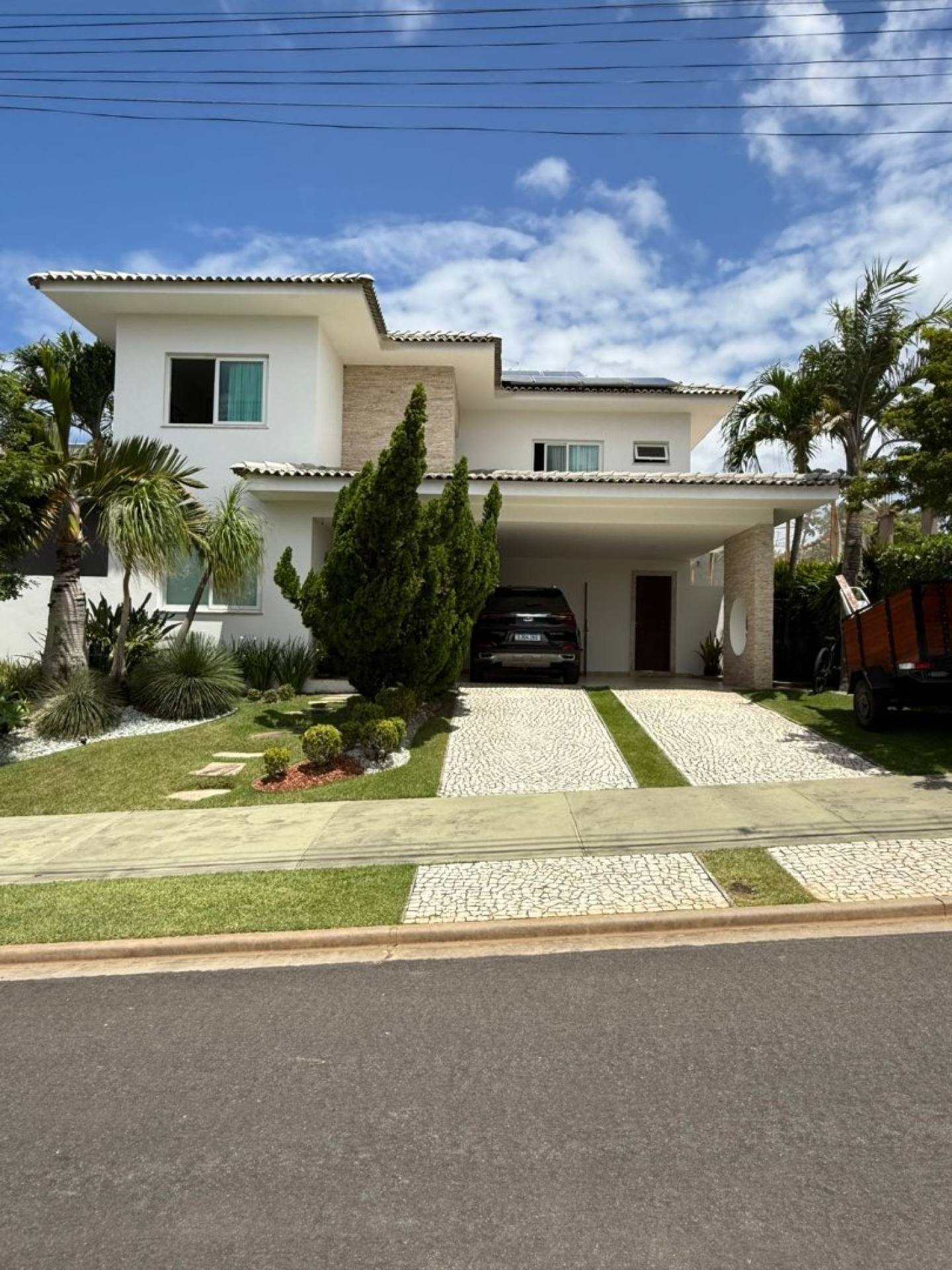 Casa Alto Padrão no Alphaville Litoral Norte 1 – Lauro de Freitas.