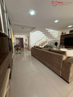 Casa Alto Padrão no Alphaville Litoral Norte 1 – Lauro de Freitas.