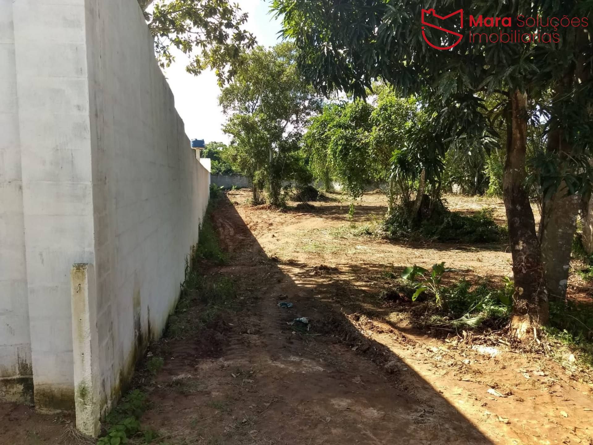 Terreno à venda em Lauro de Freitas – Condomínio Chácaras do Rio Joanes.