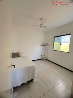 3 imóveis em um só terreno, a apenas 800 metros da praia!