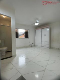 3 imóveis em um só terreno, a apenas 800 metros da praia!