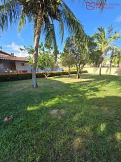 oportunidade no Hortovillas! Se você procura um imóvel espaçoso, com potencial para investimento e localizado em um dos condomínios mais luxuosos de Lauro de Freitas.