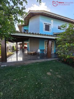 oportunidade no Hortovillas! Se você procura um imóvel espaçoso, com potencial para investimento e localizado em um dos condomínios mais luxuosos de Lauro de Freitas.