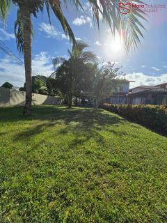 oportunidade no Hortovillas! Se você procura um imóvel espaçoso, com potencial para investimento e localizado em um dos condomínios mais luxuosos de Lauro de Freitas.